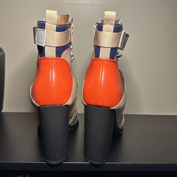 NWOT Steve Madden Illusion Boots - Picture 5 of 14